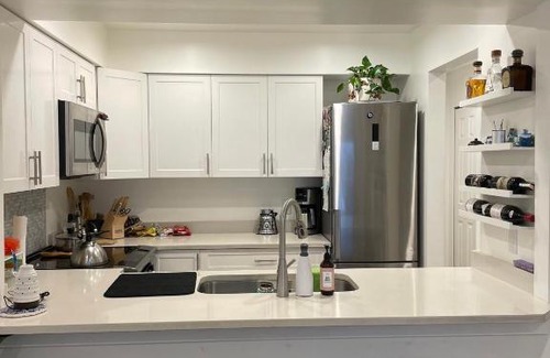 Fairview Apartment | Cambie St & West 16th