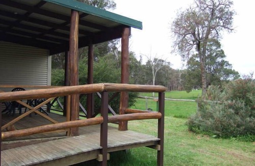 Cundinup Cottage | Cambray Cottages Nannup - Farm Cottage