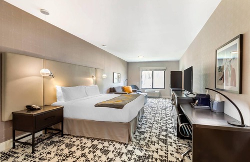 Copper Mountain Village Hotel | Cambria Hotel Copper Mountain