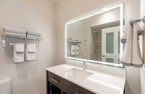 Copper Mountain Village Hotel | Cambria Hotel Copper Mountain