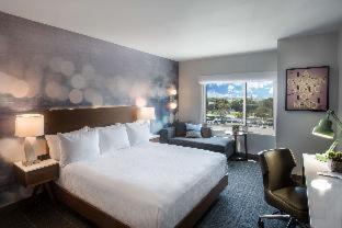 El Segundo Hotel | Cambria Hotel LAX