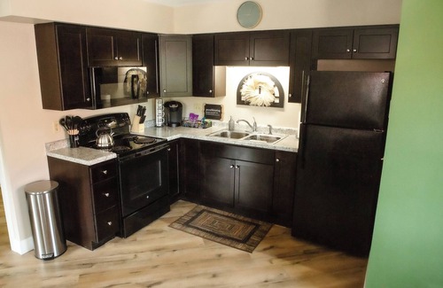 Taylors Falls Apartment | Cambrian & Co. Downtown Loft Stylish, Sophisticated, Charm