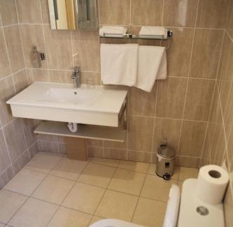 Huddersfield Hotel | Cambridge Hotel