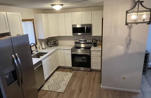 Village at Camelback Condo | Camelback mountain condo with incredible views! Quick walk to the slopes!