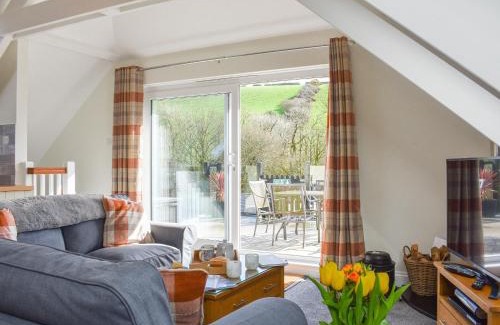 Saint Goran House | Camellia Cottage