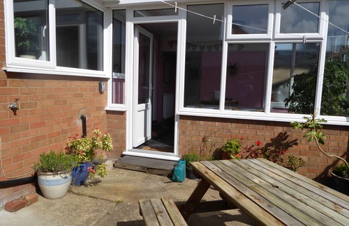 Overstrand Cottage | Camelot Cottage - coastal self catering cosy cottage.
