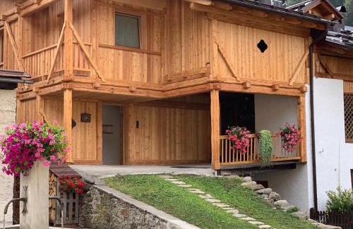 Pellizzano Apartment | Camelot Luxury Houses Horses