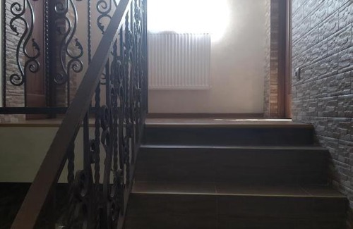 Rakhiv House | Camelot