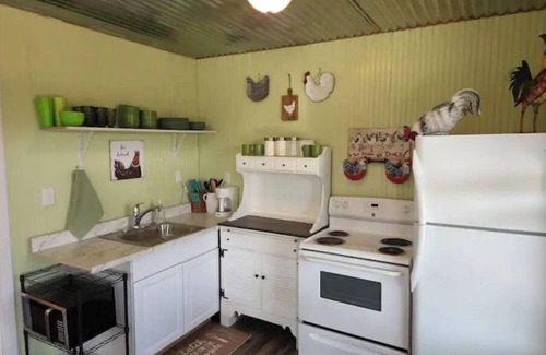 Big Sandy House | Camels, Green Cabin and more at Kaleidoscope Ranch