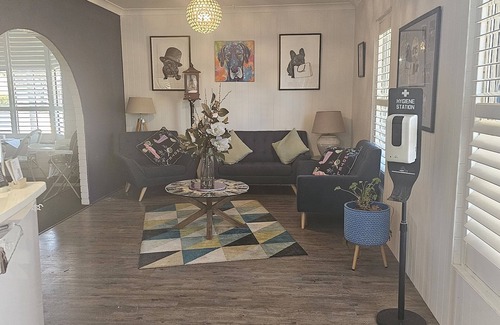 West Wyalong Hotel | Cameo Inn Motel