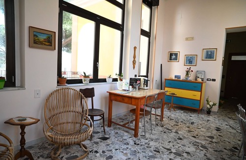 Brindisi Histotic Center House | Camera Familiare con Bagno Privato - Villa San Giuseppe