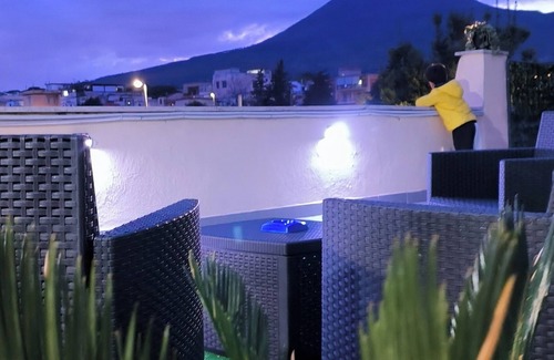 Mount Vesuvius - Pompei House | Camera Petra Fusion con Idromassaggio