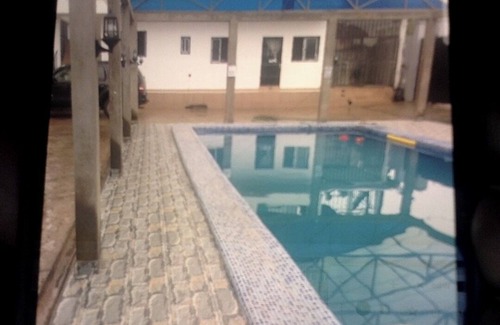 Faro-et-Deo Apartment | Cameroon Comfort 2-bedroom apartment in peaceful Yassa with WiFi, AC, EspaceVert