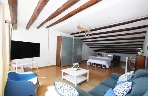 Premia de Mar Apartment | Cami Ral