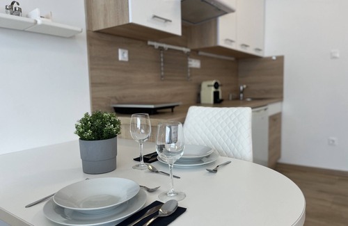 Orszagut Hotel | Camille Apartments