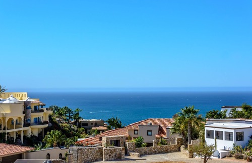 Pedregal House | Camino de Pacifico in Pedregal - A Modern Showcase in Mexico's Paradise