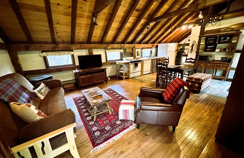 Jay Cabin | Camp Creaky Birch, cozy 2-bedroom cabin with privacy, firepit and deck.
