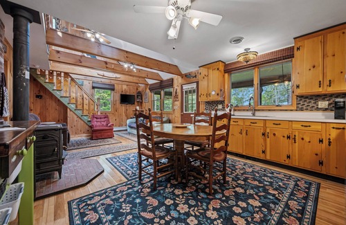 Rangeley Plantation House | Camp Firefly - Adorable Cottage on Mooselookmeguntic Lake with sandy walk in