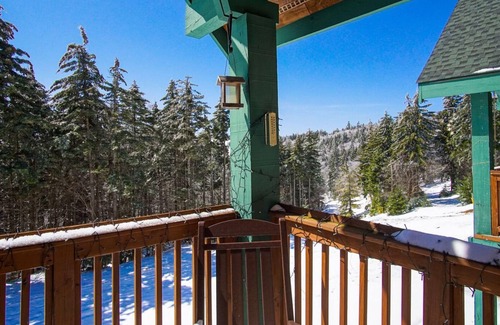 Snowshoe House | Camp Four Townhomes by Casago