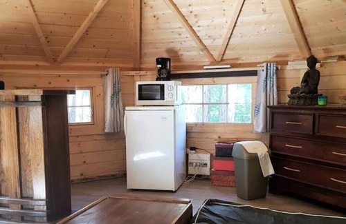 Saint-Martin-de-Queyrieres House | Camping Caravaneige L'Iscle de Prelles* - Refuge Esprit Cabane 3 people Without sanitary facilities