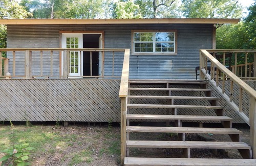 Perkinston Cabin | Camp House on Red Creek - Uncle Ralph’s Cabin Rentals - PRIVATE BEACH