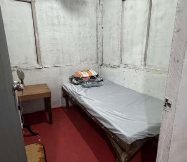 Tigaon House | Camp Mightor Lodging-House
