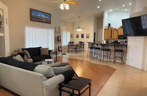 Pahrump House | Camp Redrock