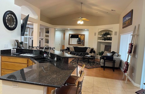 Pahrump House | Camp Redrock