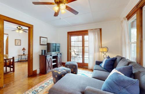 Bolton Landing House | Camp Ridgewood Cottage