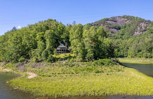 Tuckasegee House | Camp Ruby - Your Private, Mountain Oasis Located on Cedar Cliff Lake!