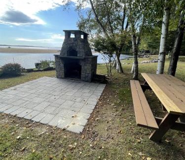 Thompson's Point House | CAMP SANDBAR LIMIT 12 home