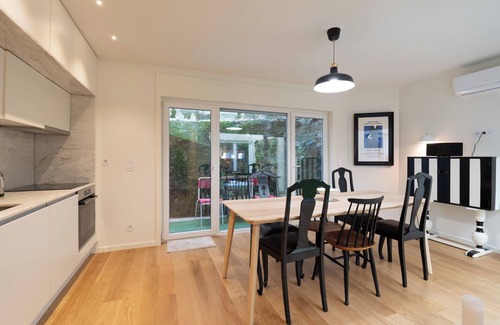 Bonfim Apartment | Campanha Duplex by Porto Stories