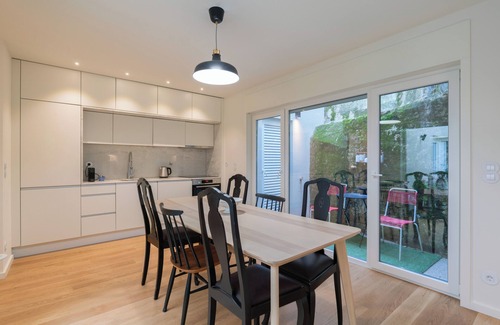 Bonfim Apartment | Campanha Duplex by Porto Stories