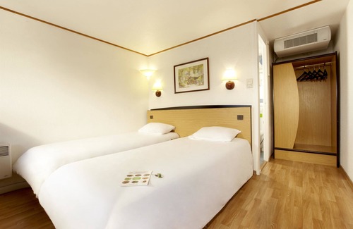 Charleville-Mezieres Hotel | Campanile Charleville-Mezieres