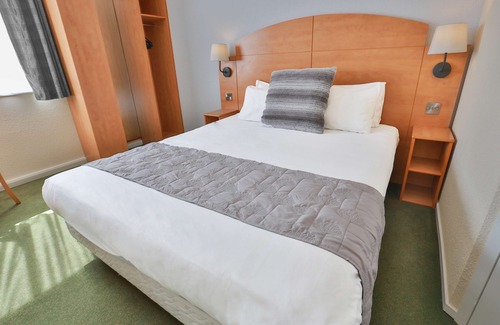 Fenny Stratford Hotel | Campanile Hotel- Milton Keynes