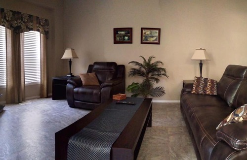 Gull Lake Apartment | Campbell's Accommodations