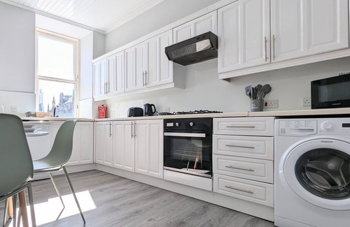 Campbeltown Apartment | Campbeltown Central - Apartment Modern