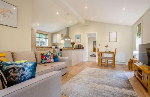 Churchill House | Campden Lodge 1