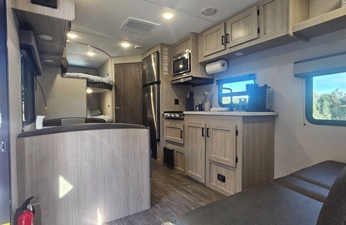 Ramona House | Camper RV on Ramona Homestead