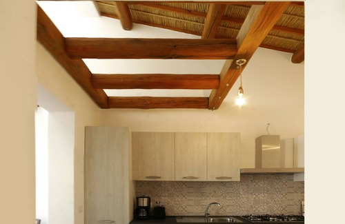 Riola Sardo House | Campidanese style house with a wonderful garden and free wireless.