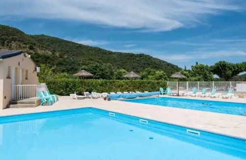 Arles-sur-Tech House | Camping 3 étoiles - Piscine - eebhba