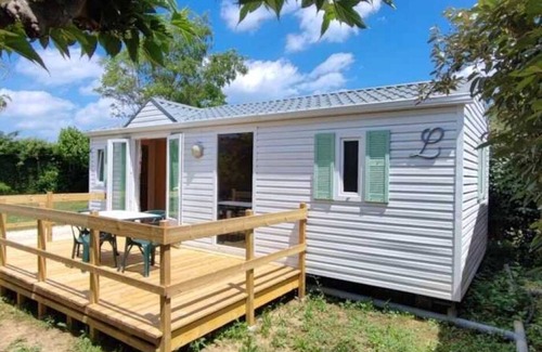 Saint-Remeze House | Camping 3 étoiles - Piscine - ccaidea
