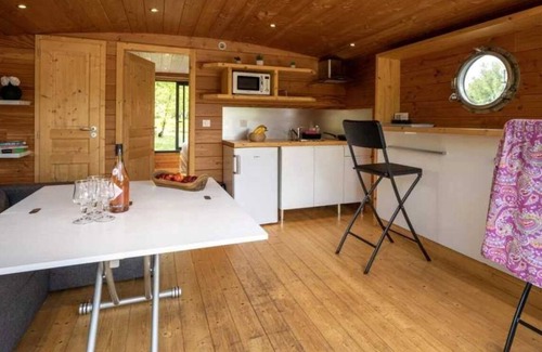 Chamberet House | Camping 3 étoiles - Piscine - ccaadfc