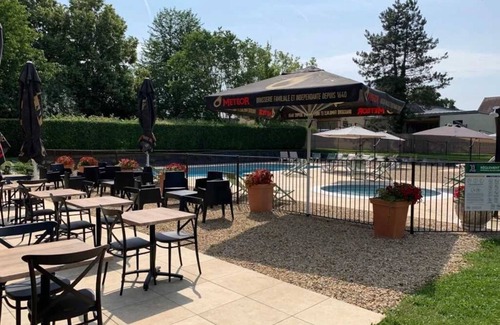 Cormatin House | Camping 3 étoiles - Piscine - ccaiddb