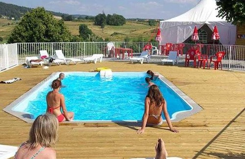 Langogne House | Camping 3 étoiles - Piscine - ccbadeg