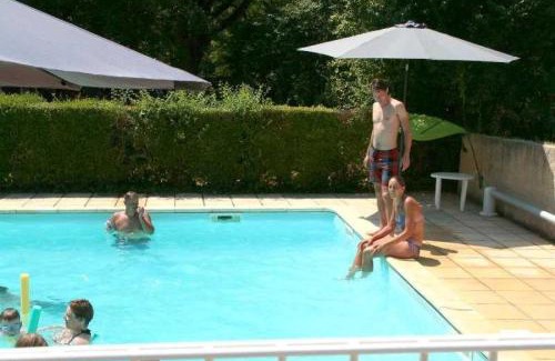 Puy-l'Eveque Other | Camping 3 étoiles - Piscine - ccbahd0