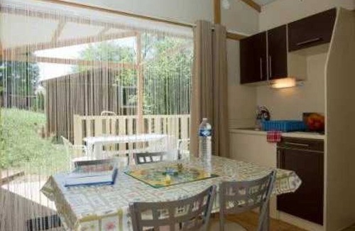 Durfort House | Camping 3 étoiles - Piscine - ccbbedh