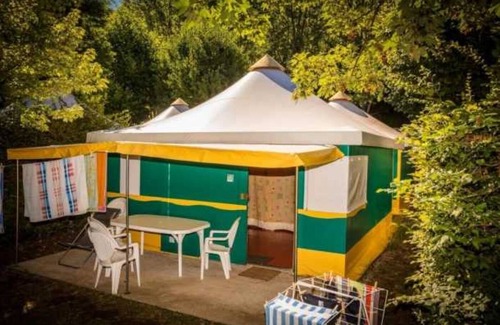 Florac House | Camping 3 étoiles - Piscine - eeed00