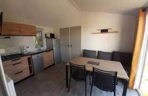 Les Moutiers-en-Retz House | Camping 3 étoiles - Piscine - eecd0h