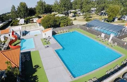 Bourgneuf-en-Retz House | Camping 4 étoiles - Piscine - efchb0